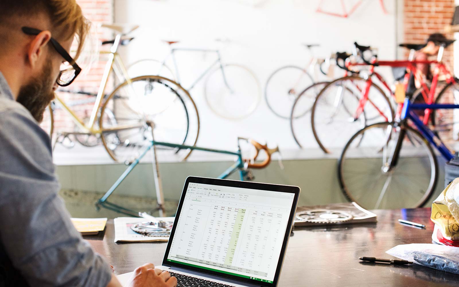 Time waits for no man. Neither do online sales